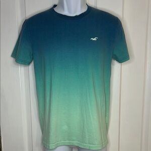 Hollister Men's Blue Gradient T-Shirt